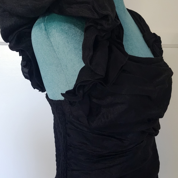 Black halter stretchy ruched ruffled shoulder - Picture 3 of 6